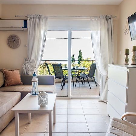 Lovely Apartment Next To The Sea Lygia Korinthias Ligia  Exterior photo